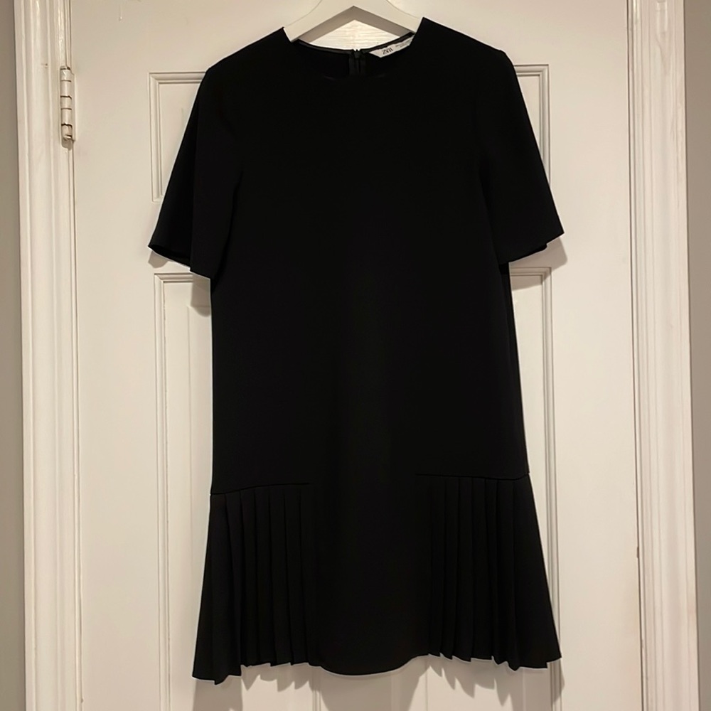 Zara shift dress with pleats